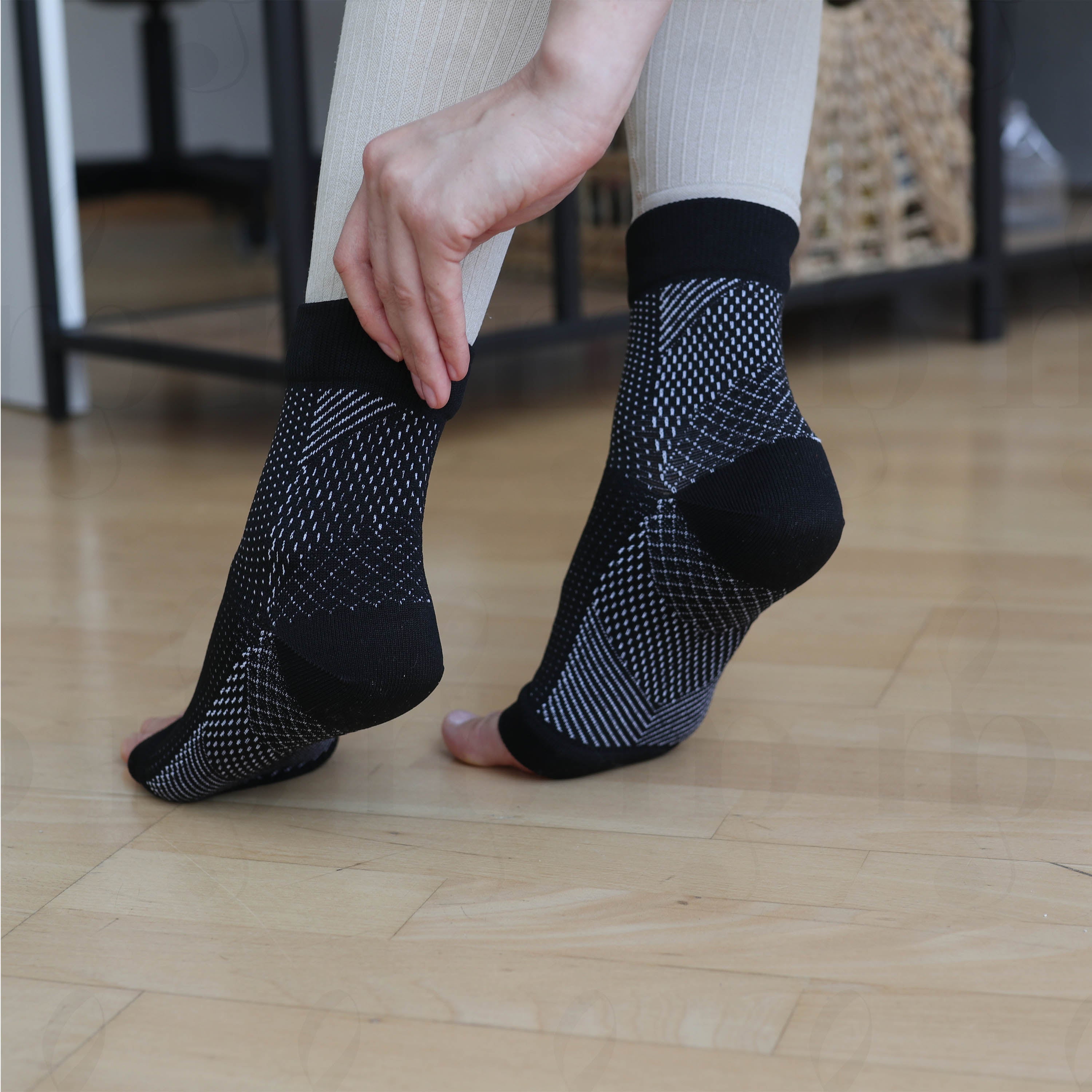 Orthopedic Compression Socks for Light & Healthy Legs – VitalSocks